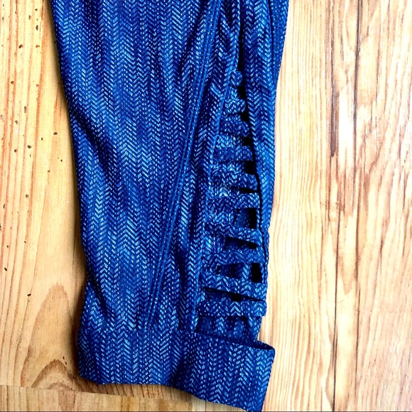 DANSKIN Capri Leggings Yoga Active Blue Small - Picture 3 of 14